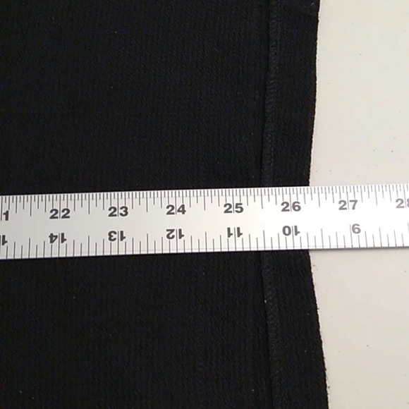 SHE + SKY COTTON CREPE, TUNIC BLOUSE, CUT OUTS, RUFFLE LONG SLEEVE, SIDE VENTS - Picture 4 of 6